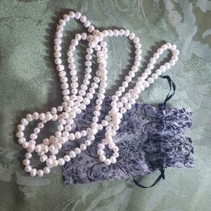 Faux pearl strand